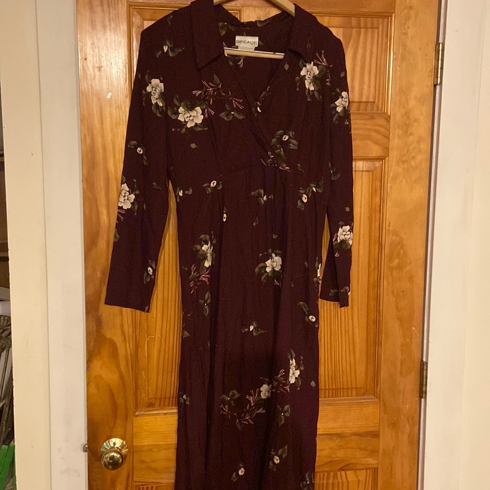 Long sleeve plum colored long sleeved flowed dress